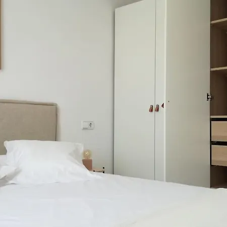 Cami Ample, 2 Hab Con Parking L' Escala